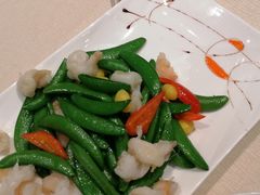 银杏蜜豆炒虾仁-唐拉雅秀酒店-唐苑中餐厅