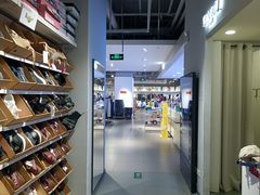 -唯品会(北京国瑞城店)