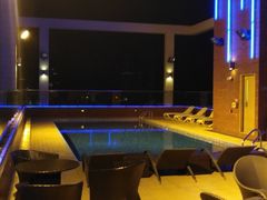-香港华美达海景酒店