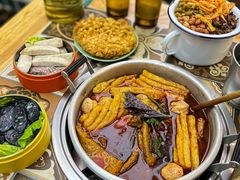 -顶上头·螺蛳火锅(五一新村店)