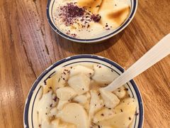 -云阿蛮云南生烫牛肉米线(奉贤路店)