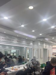 -镁连社·美联社