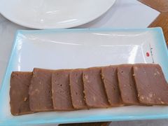 -一口猪海鲜浑锅·东北家常菜