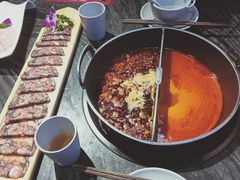 -热火朝天鲜切牛肉火锅(南强街巷店)