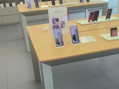 -华为授权体验店(上坤上街购物中心)