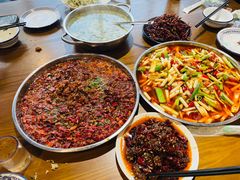 -邱金小炒·30 年盐帮江湖菜(自贡店)