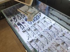-精益眼镜(建三店)