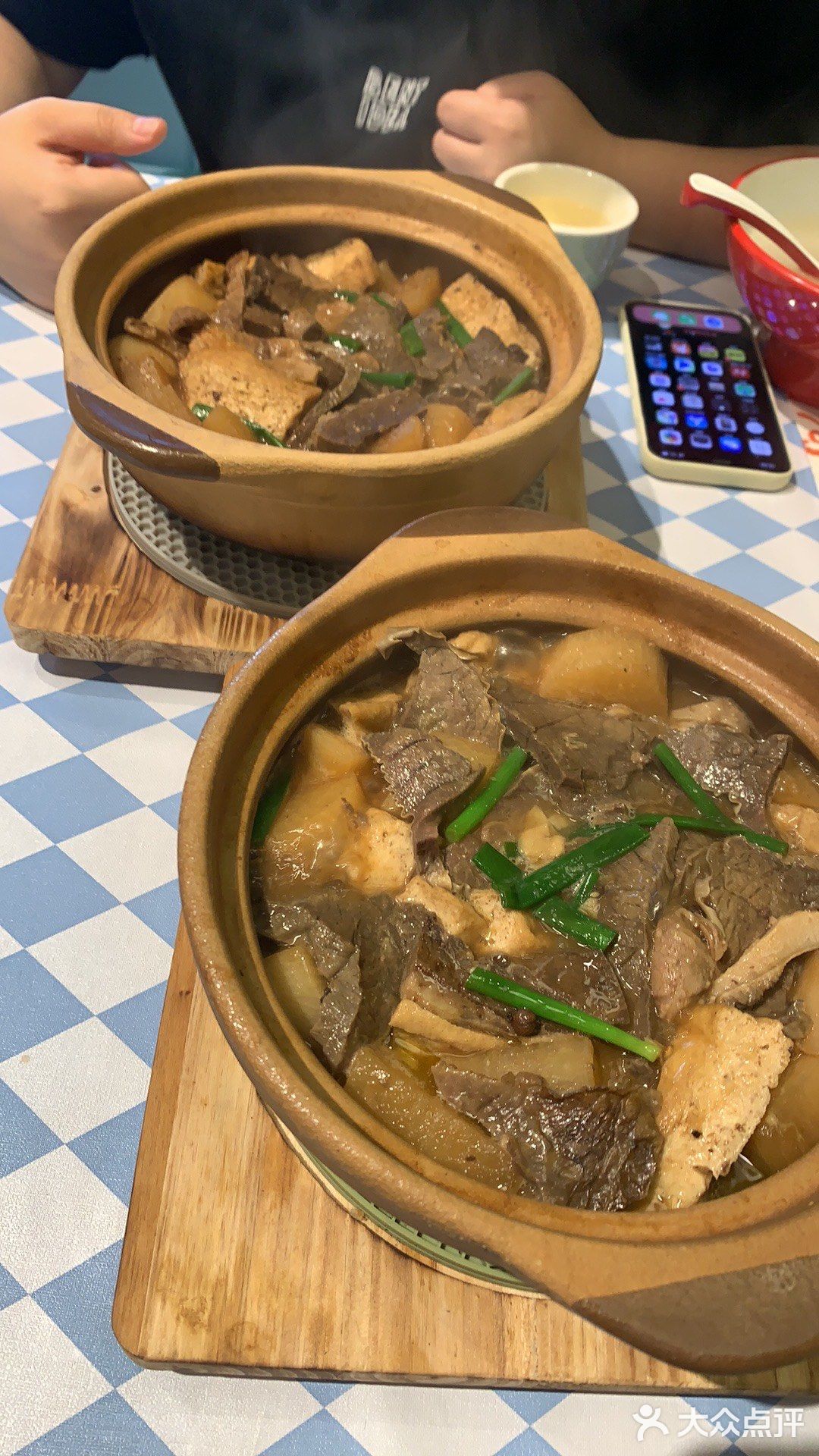 咖喱牛肉煲的温暖