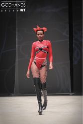 -Godhands美发设计沙龙