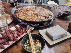 -铜元老码头鳝鱼火锅