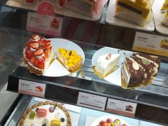 -罗森尼娜(德思勤店)