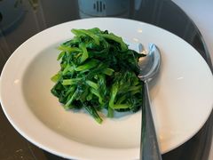 鸡油豌豆苗-粤界(望京金辉店)