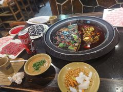 -唇辣号重庆老火锅(亦庄店)
