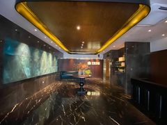 -半岛翡丽海鲜自助餐厅(观风亭店)