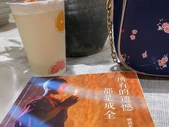 -钟书阁(珍园店)