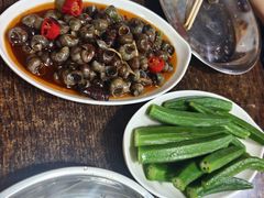 -虾蟹阁小龙虾大闸蟹(文明路店)