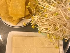-鸿顺老铁锅美蛙鱼府(解放碑店)