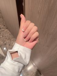 -By.2一站式美甲美睫