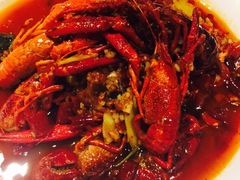 -龙巢盱眙龙虾·牛蛙·烧烤宵夜(八卦岭店)