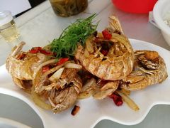 -覃记海鲜美食餐厅