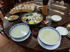 -香麒园·过桥米线·南湖雅宴