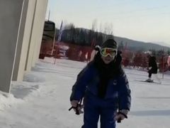 -亚布力新体委滑雪场