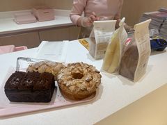 -好利来(上海长宁龙之梦店)