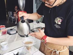 -UNI UNI(环亚凯瑟琳店)