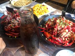 -巴厘龙虾·榜首油焖大虾(音乐学院·沿江酒馆店)