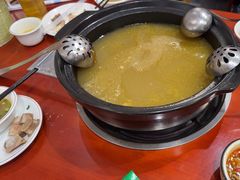 -菌之家·专业纯野生菌火锅·特色炒菌