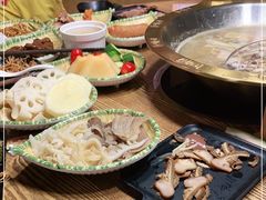 -九记潮汕现切鲜牛肉自助火锅(新开铺店)