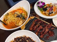 -贵宾庄炸酱面·韩式料理(高区店)