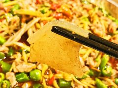 -兔行天下-鸿鹤鲜锅兔(中海国际店)