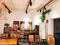 -猫爷的腔调·黔小馆(交大医学住宅区店)