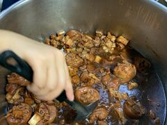 -Kha Mu Charoensang(Silom)