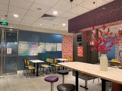 大堂-麦当劳(火车北站餐厅)