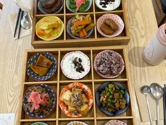 -轻蔬不用等·素食(江苏路店)