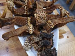 余记酥鱼份-余丞记川渝面馆(云峰店)