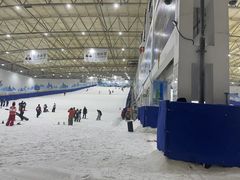 -乔波室内滑雪场