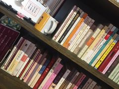 内景-荒岛书店(黄县路店)