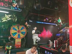 -路边边.炒菜烧烤.音乐餐厅(良乡长虹店)