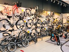 -迪卡侬(高新万达店)