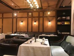 大堂-尘香•传统川菜(创汇首座店)
