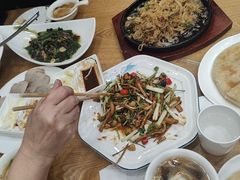 -李连贵熏肉大饼(兴工街店)