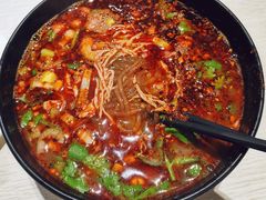 -牵人麻辣粉(粉巷店)