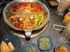 -湊湊火锅·茶憩(打浦桥日月光店)