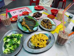 -黄亚华小食店(Jalan Alor)
