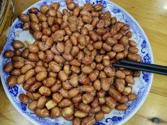 -一品红烧鸭特色川菜(三岔湖店)