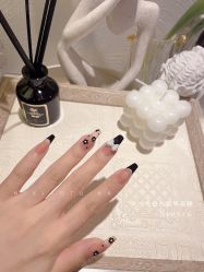 -米小兔美甲美睫