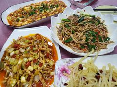 -洪霞餐馆